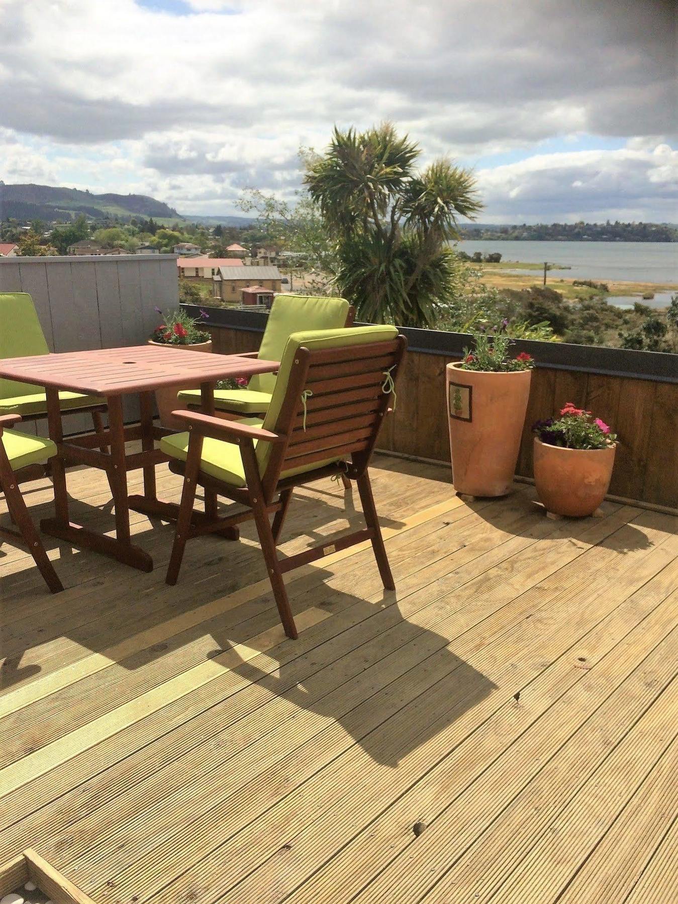 Lakeside City Apartments - Penthouse And Studio Rotorua Zewnętrze zdjęcie