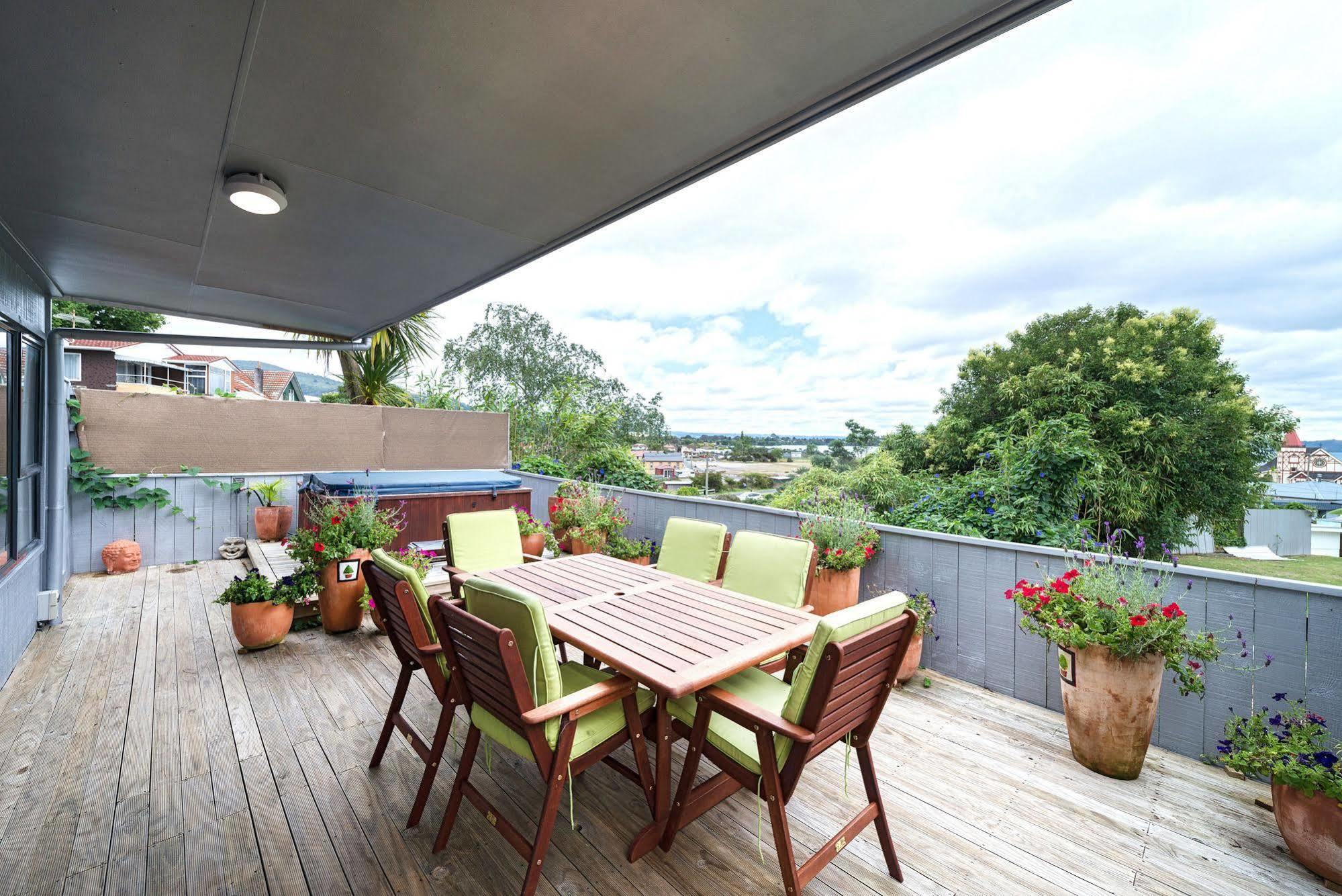 Lakeside City Apartments - Penthouse And Studio Rotorua Zewnętrze zdjęcie
